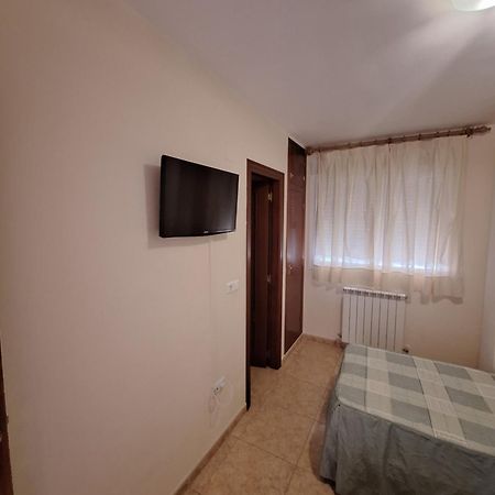 Hostal Pension - La Rotonda Otel Tardienta Dış mekan fotoğraf