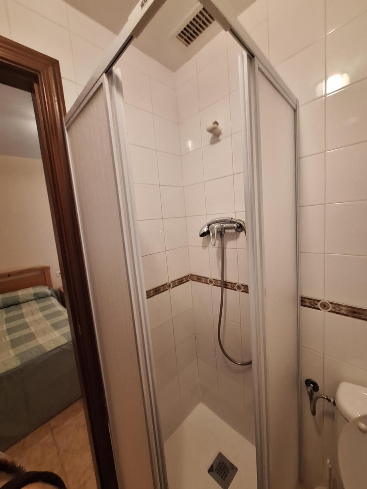 Hostal Pension - La Rotonda Otel Tardienta Dış mekan fotoğraf